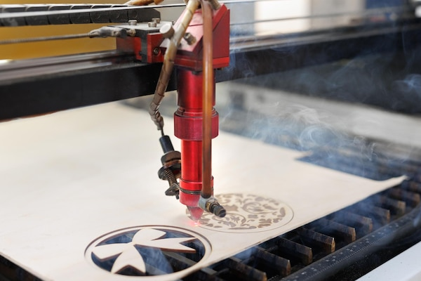 blog Mengapa Laser Cutting Lebih Unggul Daripada Metode Potong Manual